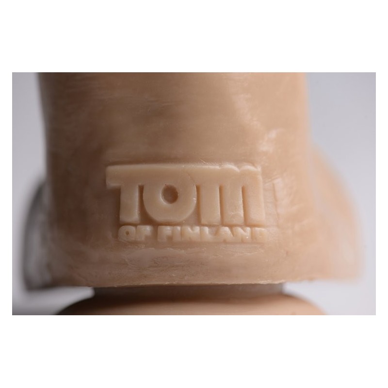 Реалистичный фаллоимитатор 